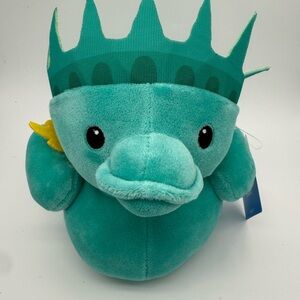 Small 7 inch Statue of Liberty Patriotic Rubber Duck Plush Stuffed Animal New